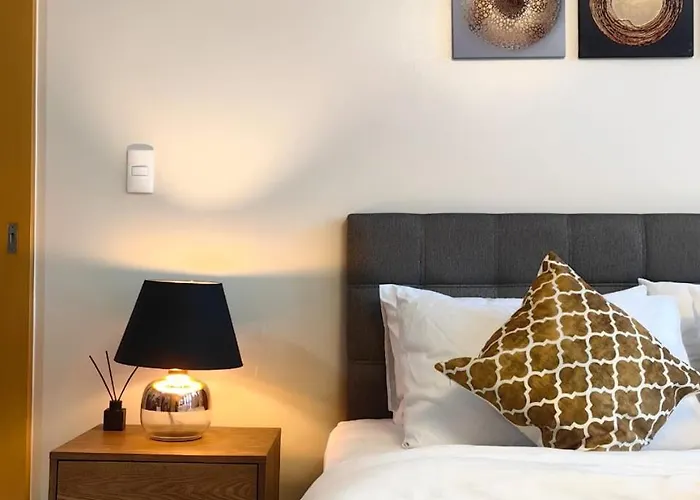 Uptown Bgc Spacious 1br Unit By Terravista - Prague *