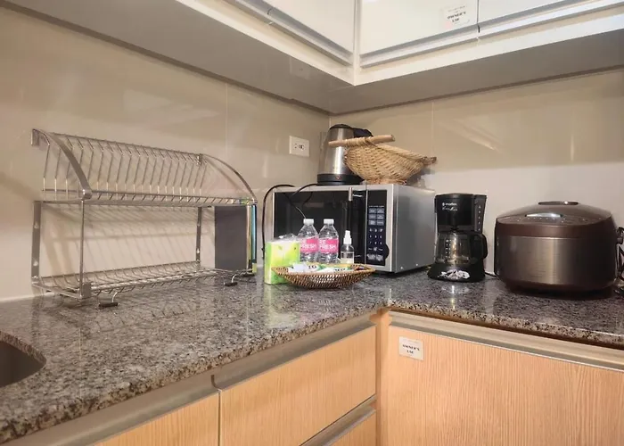 Uptown Bgc Spacious 1br Unit By Terravista - Prague * Manila