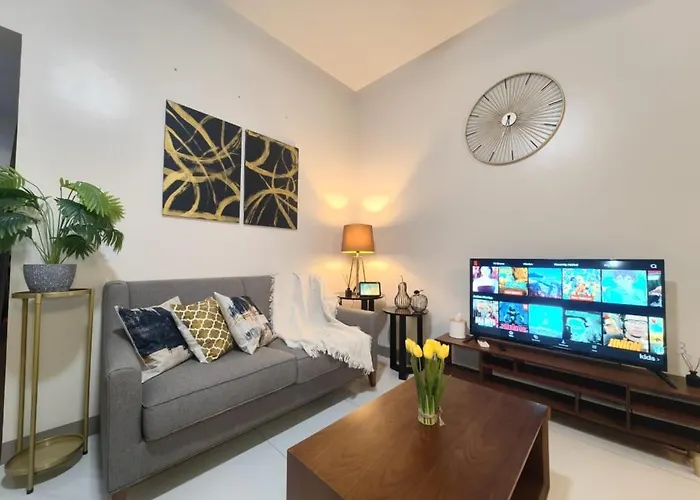 Uptown Bgc Spacious 1br Unit By Terravista - Prague