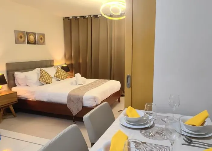 Apartment Uptown Bgc Spacious 1br Unit By Terravista - Prague