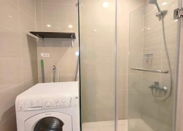 Uptown Bgc Spacious 1br Unit By Terravista - Prague Apartment